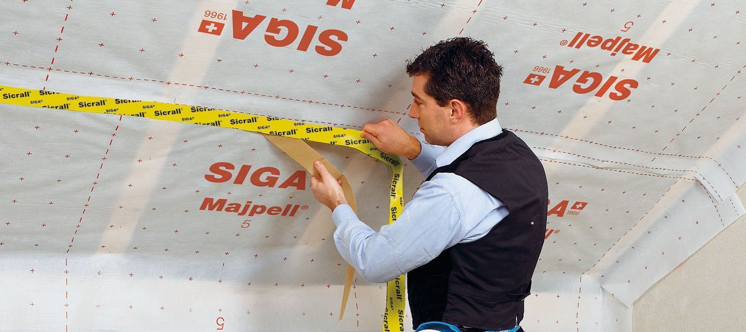 Liming av dampbrems med Sicrall tape fra SIGA
